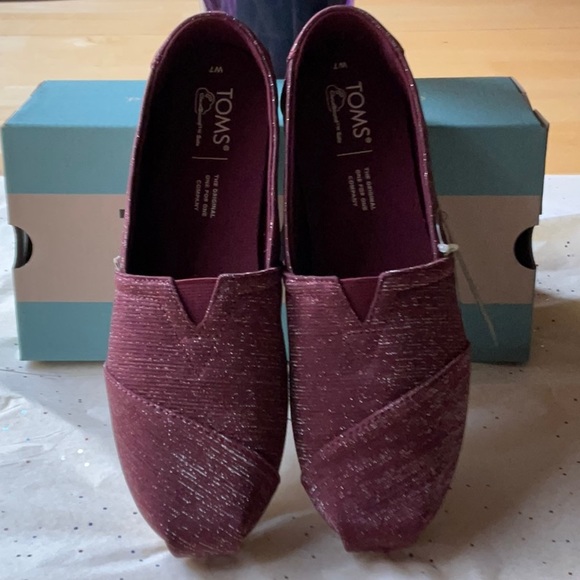 🪸TOMS BURGUNDY GLIMMER SHOES 🪸 - Picture 8 of 16